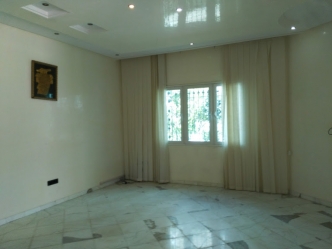 Local à usage bureau de dans une résidence gardée à Hammamet nord